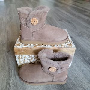 UGG Mini Bailey Button II Suede Boot